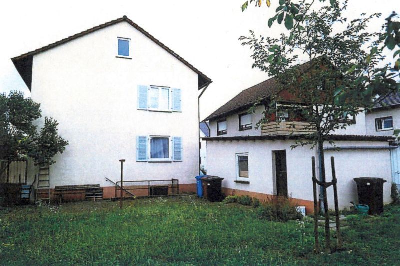 Zweifamilienhaus mit Garage in Friedrichshall - Bild 1