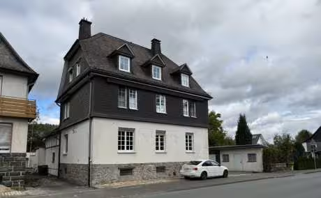Zweifamilienhaus in Meschede - Bild 1